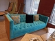2200*900*800mm Gelaimei โครงไม้ปุ่ม Tufted Sofa สีฟ้าสำหรับห้องนั่งเล่น